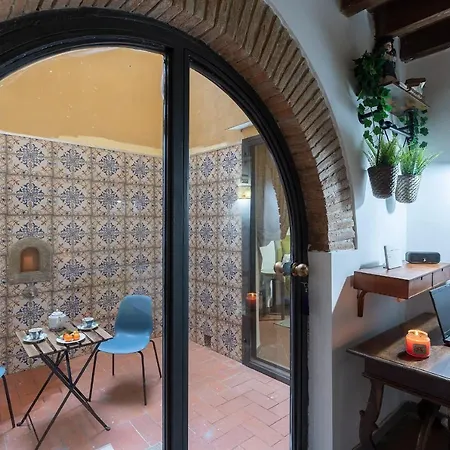 Serragli Court-hosted By Sweetstay *